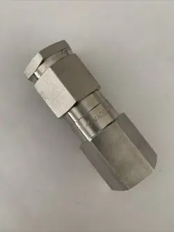 VALVE FNPT 10