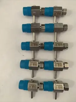 SWAGELOK STAINLESS STEEL BLEED VALVE, 1/4