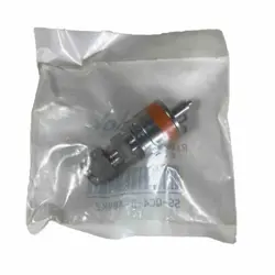 SWAGELOK SS-QC4-D-400K2 STAINLESS STEEL QUICK CONNECT STEM W/ VALVE 1/4