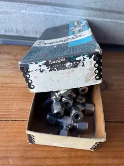 TEE COMPRESSION FITTING