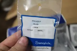 LOT OF 100