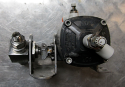 ACTING ACTUATOR W/