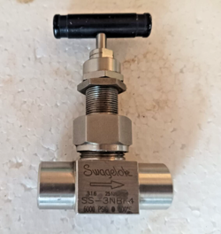 SWAGELOK SS-3NBF4.   1/4