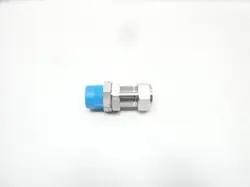 SWAGELOK SS-1610-11-16 STAINLESS BULKHEAD MALE CONNECTOR 1IN TUBE 1IN NPT