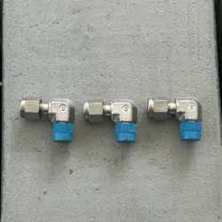 1/4