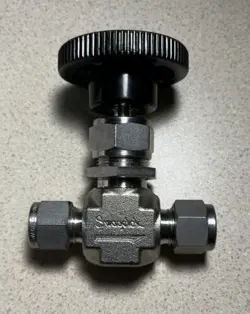 SWAGELOK  SS-1VS6, 3/8” OD TUBE VALVE
