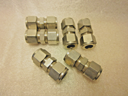 LOT X 6 SWAGELOK SS-810-6 COMPRESSION UNION FITTINGS 1/2