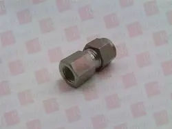 SWAGELOK SS-500-7-2 / SS50072 (NEW NO BOX)