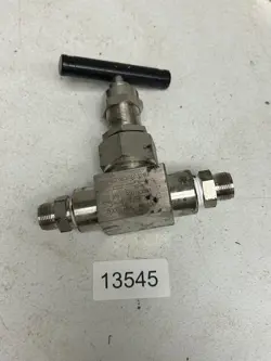 SWAGELOK SS-12NBF8-G STAINLESS STEEL SERVICE UNION NEEDLE VALVE