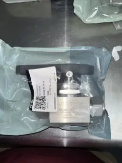 FITOK 3/4 BALL VALVE BOSS-FL-12-10 BRAND NEW SWAGELOK REF SS-45S12