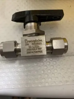 SS-42GS4 STAINLESS STEEL 1-PIECE 40G SERIES BALL VALVE, 0.6 CV, 1/4 IN
