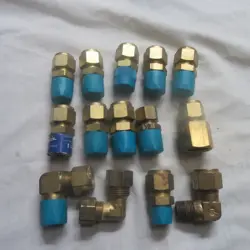 LOT OF 14 SWAGELOK BRASS COMPRESSION FITTINGS 9-1/2