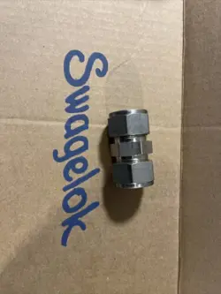 SWAGELOK SS-1210-6 STAINLESS STEEL TUBE FITTING, UNION, 3/4
