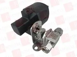 SWAGELOK SS-43GS6-31D / SS43GS631D (NEW IN BOX)