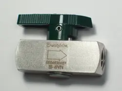 1- SWAGELOK STAINLESS STEEL INSTRUMENT PLUG VALVE, 1/4