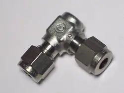 1- CRAWFORD SWAGELOK STAINLESS STEEL ELBOW UNION, 1/4