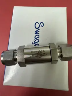 SWAGELOK SS-6C-EP-1  CHECK VALVE - SILVER