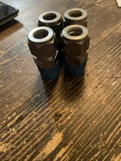 SET OF 4 SWAGELOK 1/2