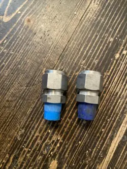 2 ITEMS 1-SWAGELOK & 1-DK-LOK 1/2