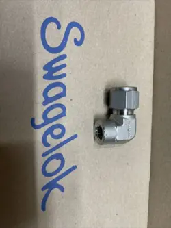 SWAGELOK STAINLESS STEEL TUBE FITTING SS-810-8-4