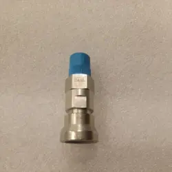 SWAGELOK SS-QC6-B-4PM 3/8
