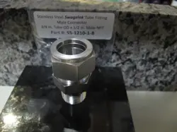 PART #: SS-1210-1-8, SWAGELOK SS MALE CONNECTOR,3/4 IN.TUBE OD X1/2 IN. MALE NPT
