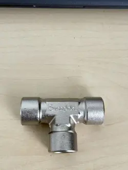 STEEL PIPE TEE