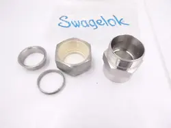 SWAGELOK SS-1610-6-16W TUBE SOCKET WELD UNION 1