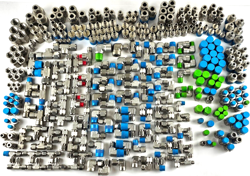 NEW SWAGELOK 332 PIECE STAINLESS STEEL VARIOUS FITTINGS / ADAPTERS, SS, 51 LBS