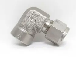 237620 NEW-NO BOX; SWAGELOK SS-600-8-6 AIR ELBOW; SS-316; 90DEG 3/8