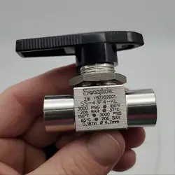 SWAGELOK SS-434F BALL VALVE 1/4