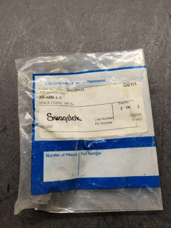 SWAGELOK SS-600-1-6 3/8