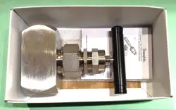 000