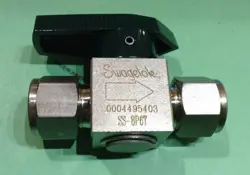 VALVE HALF