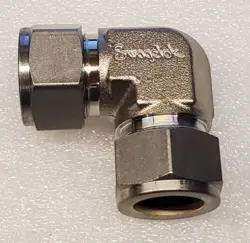 SWAGELOK SS-1210-9 3/4