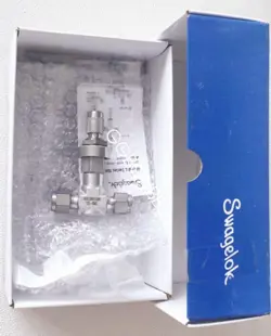 1PC SWAGELOK SS-4MG STAINLESS STEEL METERING VALVE  FEDEX OR DHL