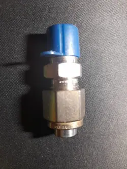 TYLOK PAT 316  1/4