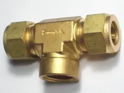 1 - SWAGELOK BRASS FEMALE BRANCH TEE FITTING,  5/8