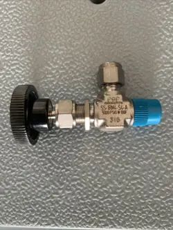 SWAGELOK SS-1RM4-S4-A