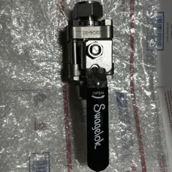 NEW SWAGELOK SS-65TS16 STAINLESS BALL VALVE