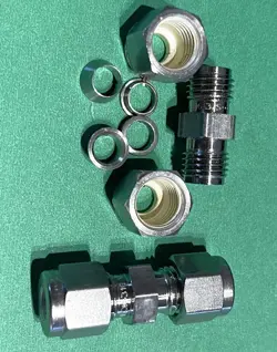 SWAGELOK 1/4 1/4