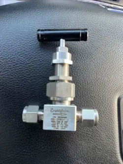 SWAGELOK SS-3NBS4-G SS SEVERE SERVICE UNION BONNET NEEDLE VALVE FNSP