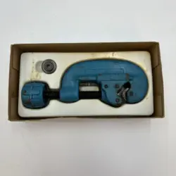 SWAGELOK MS-TC-308 TUBE CUTTER (IN ORIGINAL BOX)