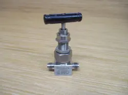 SWAGELOK SS-3NBS4-G NEEDLE VALVE SS3NBS4G W/O NUTS