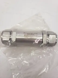 NEW SWAGELOK SS-12C-1 STAINLESS STEEL CHECK VALVE 1 PSI CRACK 3/4 TUBE TUBING