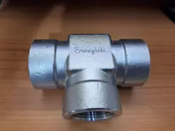 SWAGELOK SS-16-T  1