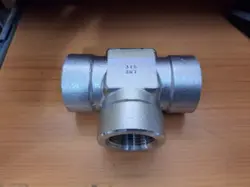 TEE 316 STAINLESS