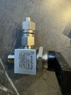 SWAGELOK SS-43GS4-A