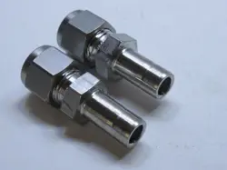 (NEW) 2 SWAGELOK STAINLESS SS-500-R-6 5/16