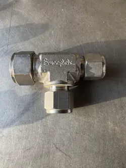 TUBE FITTING NEW